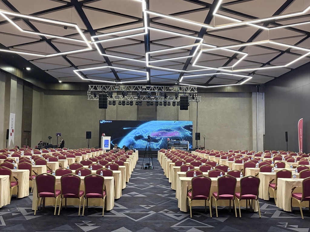 The main IDCET conference hall prepared for delegates in Antalya.